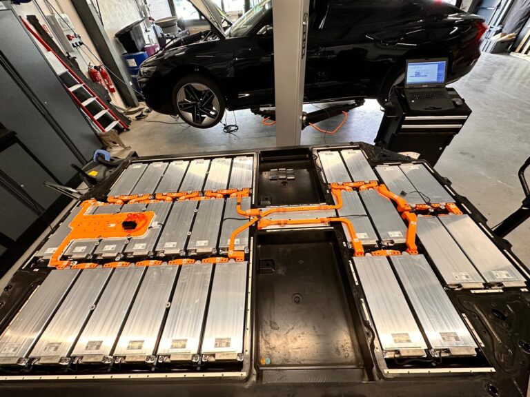 Diagnostic et centre de réparation de batterie électrique hybride Groupe Central Autos